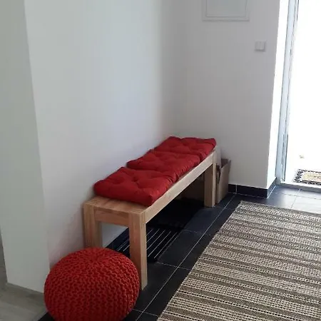 Apartment Raimund *