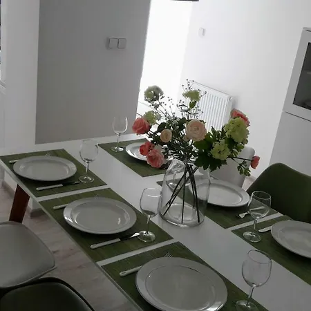 Raimund Apartment